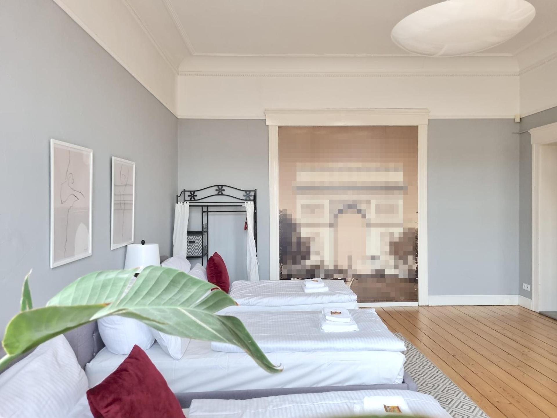 Charysma - Jugendstil Trifft Moderne, Schlafzimmer Mit Smart-Tv, Tischfussball, Darts, Parkplatz Hamelin Luaran gambar