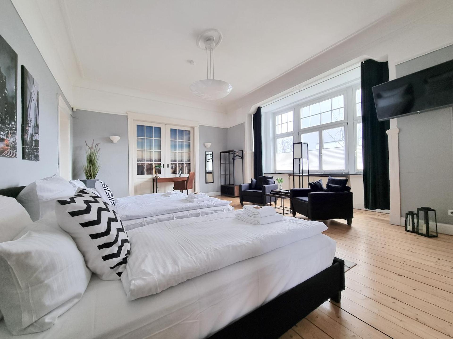 Charysma - Jugendstil Trifft Moderne, Schlafzimmer Mit Smart-Tv, Tischfussball, Darts, Parkplatz Hamelin Luaran gambar
